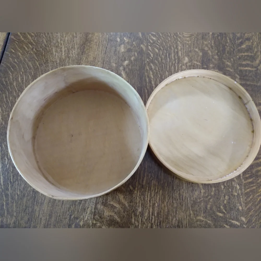 Wooden Folk Art Round Box with Lid from The Old Drum Shop; Great Sewing Box